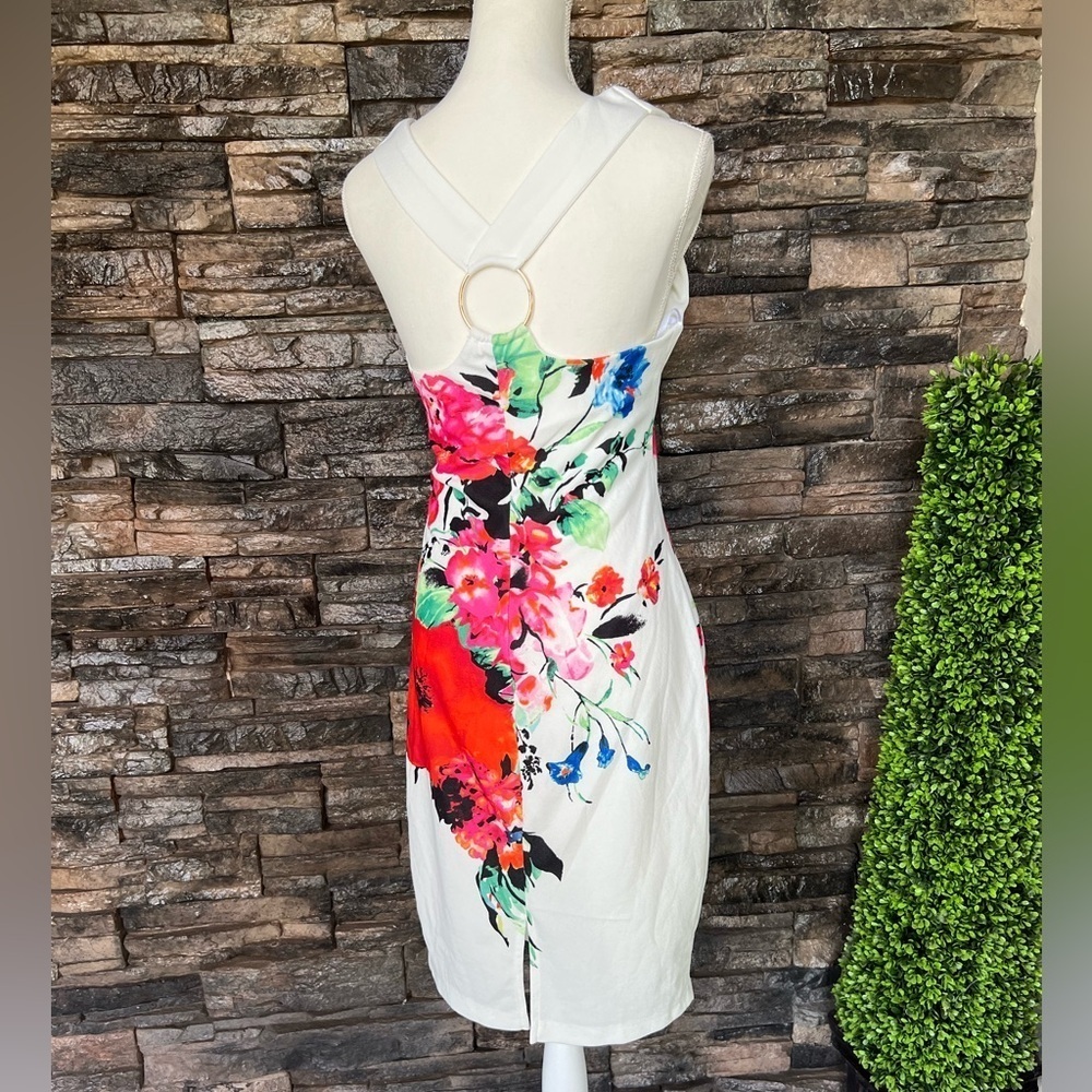 Premier Vibrant Floral Midi Dress - Picture 2 of 9